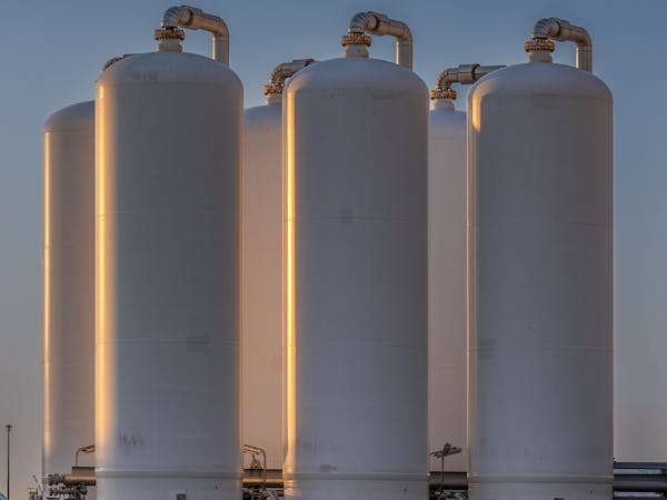 2000 Gallon NH3 Anhydrous Ammonia Tank